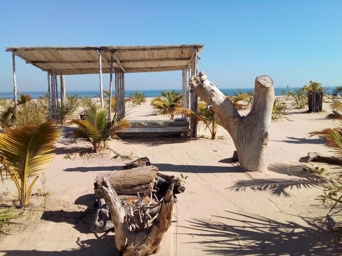 Cytyz Appart Hotel Mahajanga Bagian luar foto