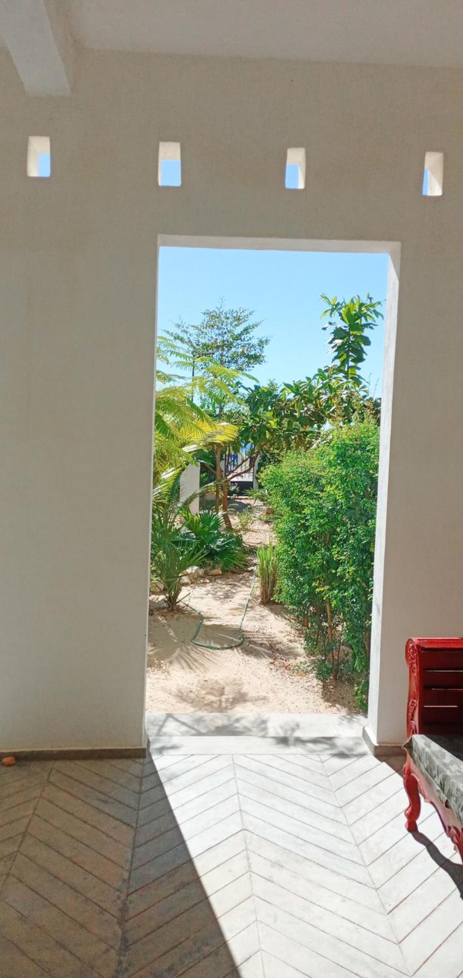 Cytyz Appart Hotel Mahajanga Bagian luar foto