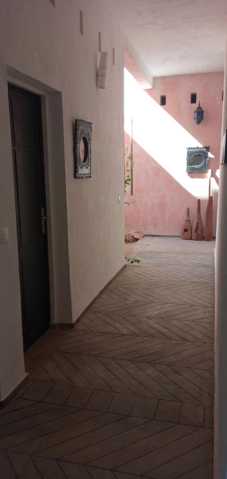 Cytyz Appart Hotel Mahajanga Bagian luar foto